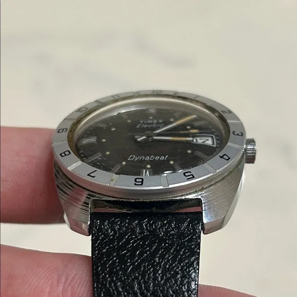 Vintage 1970’s Timex Electric Dynabeat Black and Silver Watch - Picture 5 of 11
